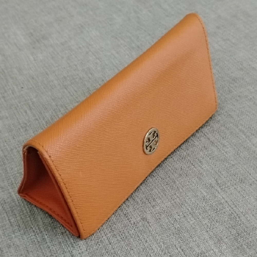 Tory Burch Orange glass case with Silver Logo - Picture 12 of 12